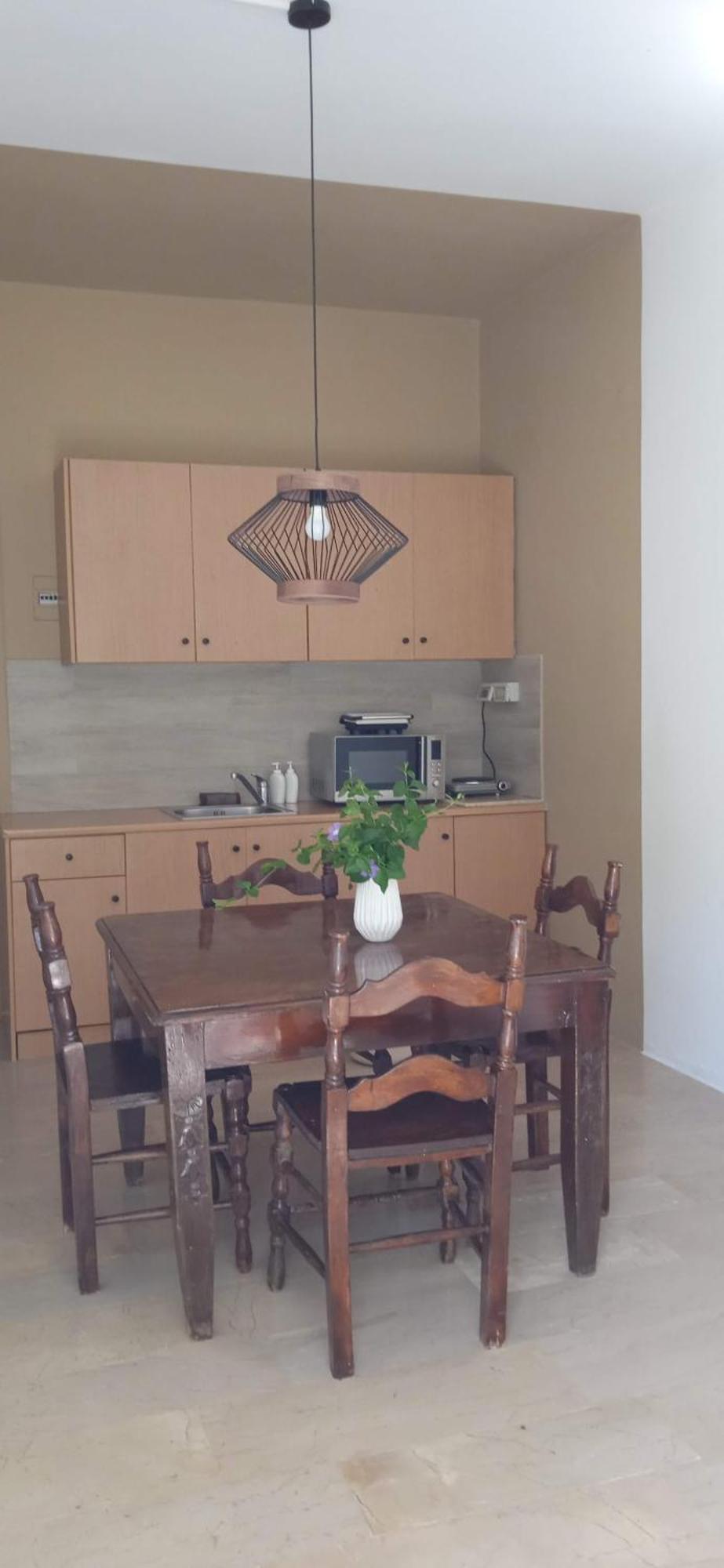 Innjoy Space Glyfada  Bagian luar foto