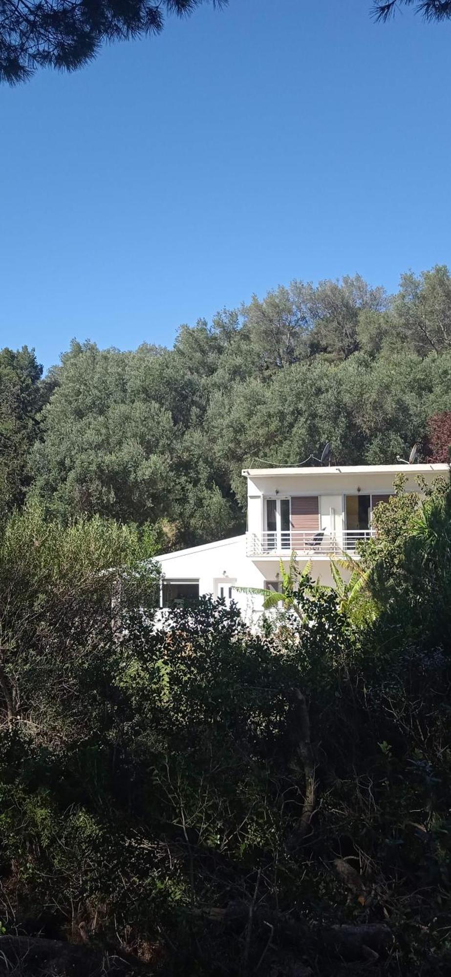 Innjoy Space Glyfada  Bagian luar foto